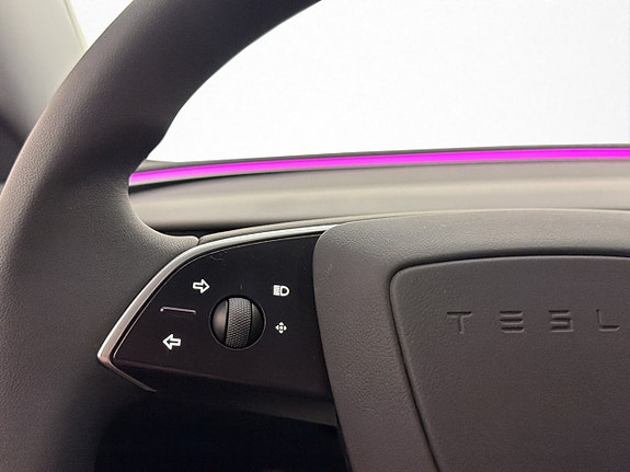 Tesla Model 3 16 of 30