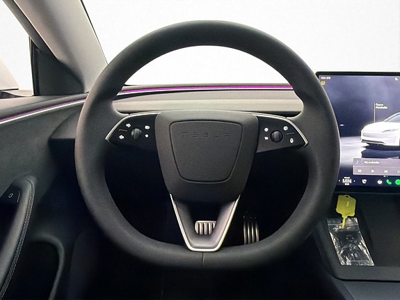 Tesla Model 3 15 of 30