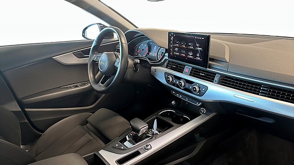Audi A4 12 of 23