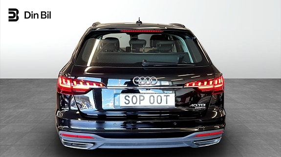 Audi A4 5 of 23