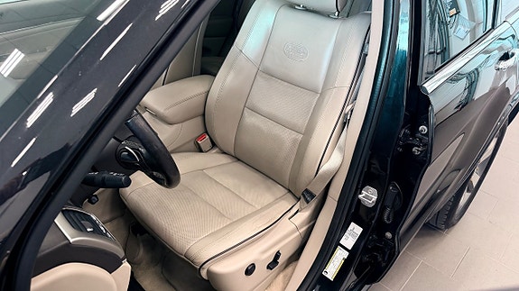 Jeep Grand Cherokee 13 of 22