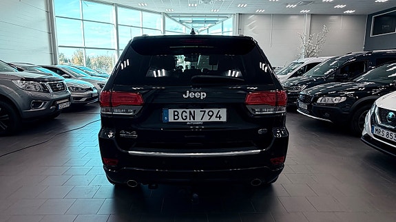 Jeep Grand Cherokee 5 of 22