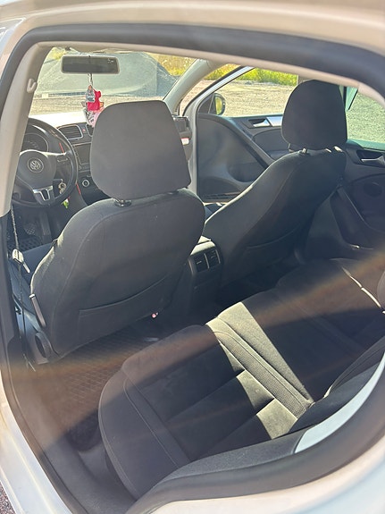 Volkswagen Golf VI 7 of 10