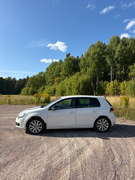 Volkswagen Golf VI 4 of 10