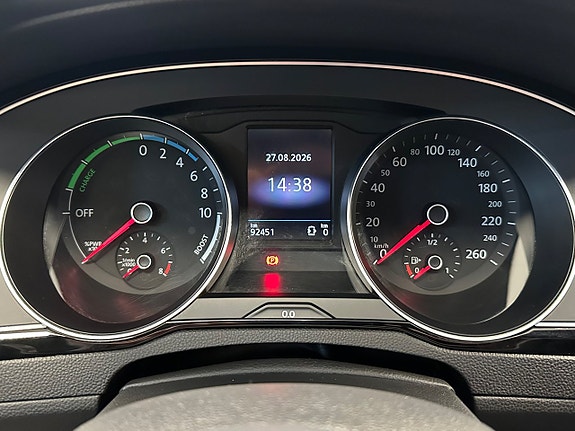 Volkswagen Passat 21 of 30