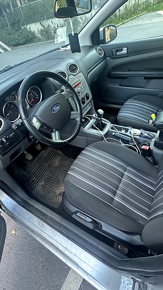 Ford Focus 3 of 5