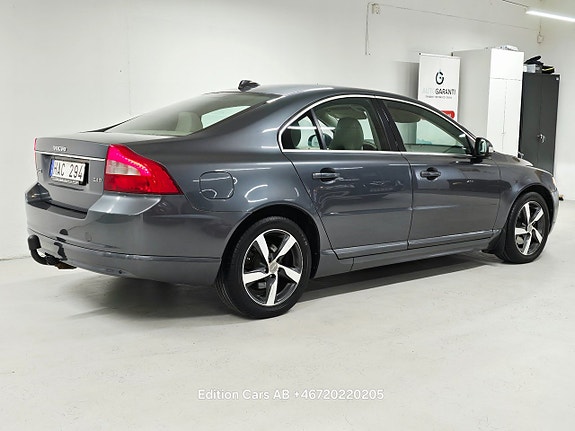 Volvo S80 4 of 13