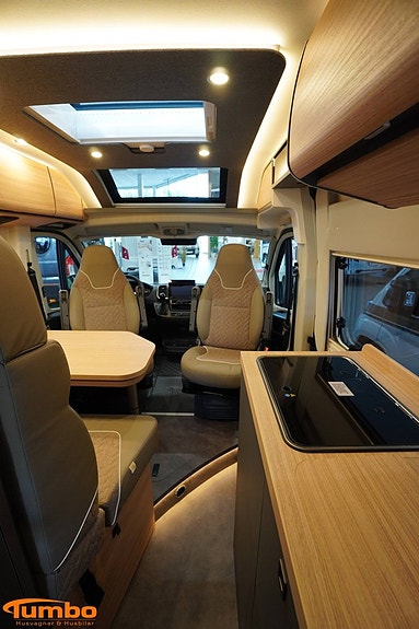Malibu Van 640 LE RB first class ? two rooms GT skyview - Dieselpanna - 400 14 of 18