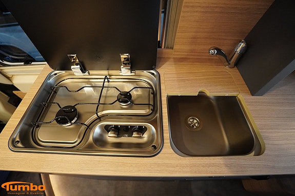 Malibu Van 640 LE RB first class ? two rooms GT skyview - Dieselpanna - 400 8 of 18