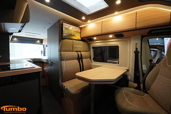 Malibu Van 640 LE RB first class ? two rooms GT skyview - Dieselpanna - 400 3 of 18