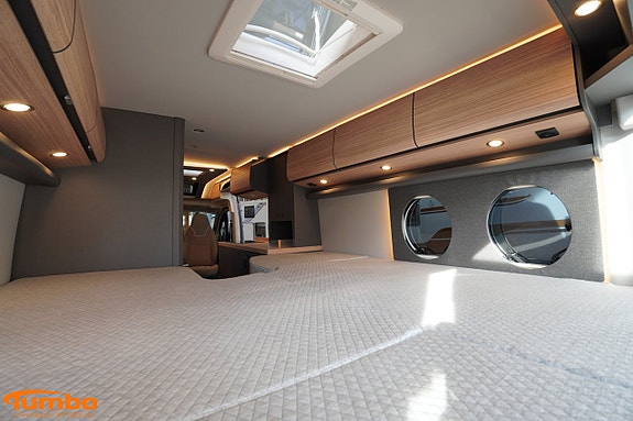 Malibu Van 640 LE RB first class ? two rooms GT skyview - Dieselpanna - 400 12 of 18