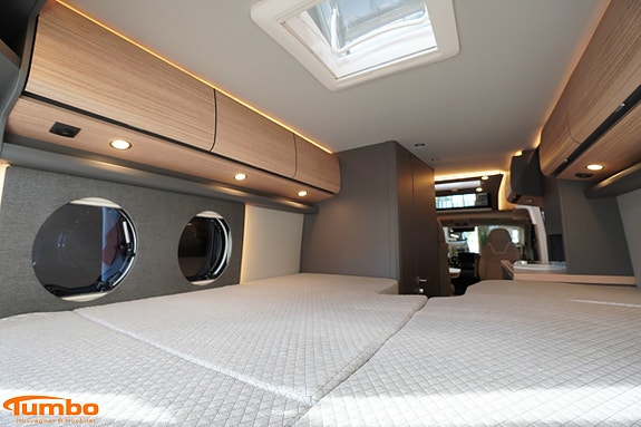 Malibu Van 640 LE RB first class ? two rooms GT skyview - Dieselpanna - 400 13 of 18
