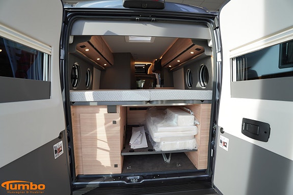 Malibu Van 640 LE RB first class ? two rooms GT skyview - Dieselpanna - 400 17 of 18
