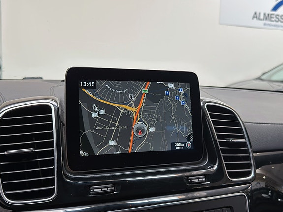 Mercedes-Benz GLS350 d 16 of 27