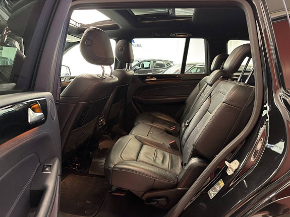 Mercedes-Benz GLS350 d 26 of 27