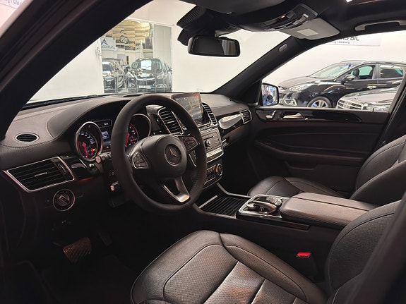 Mercedes-Benz GLS350 d 9 of 27