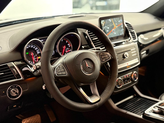 Mercedes-Benz GLS350 d 10 of 27