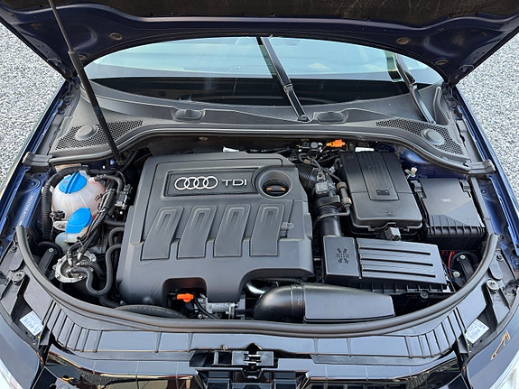 Audi A3 7 of 14