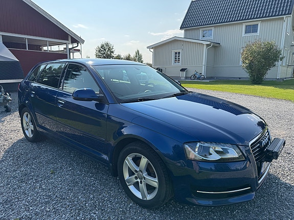 Audi A3 3 of 14