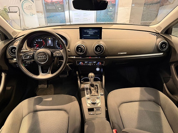 Audi A3 9 of 23
