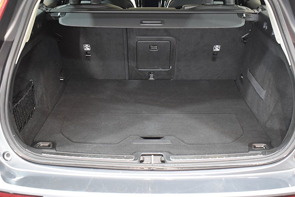 Volvo V60 4 of 24