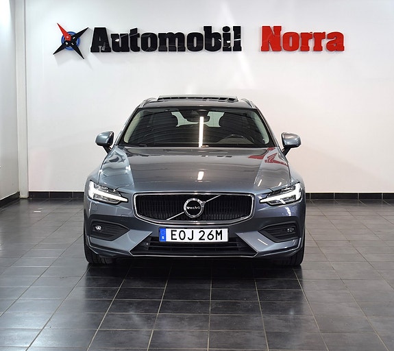 Volvo V60 2 of 24