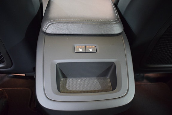 Volvo V60 13 of 24