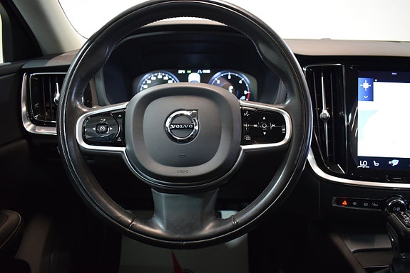 Volvo V60 15 of 24