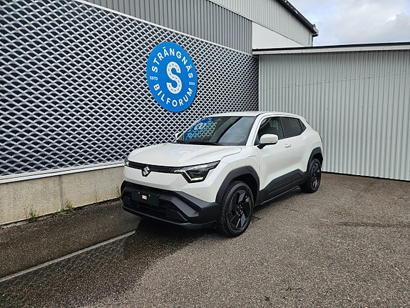Suzuki eVitara 2 of 27