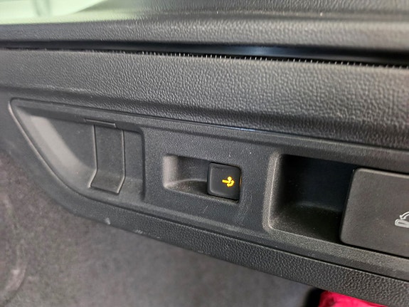 Volkswagen Passat 8 of 30