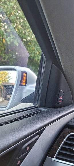 Audi A8 25 of 29
