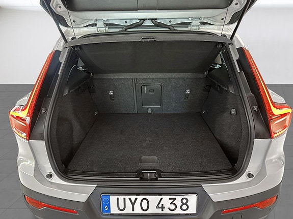 Volvo XC40 16 of 17