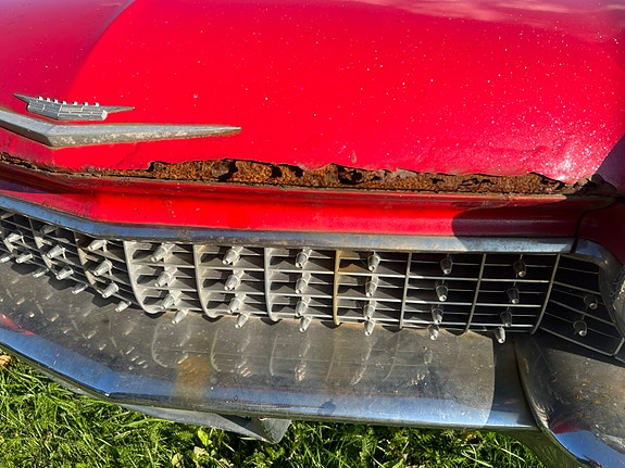 Cadillac Series 62 3 of 5
