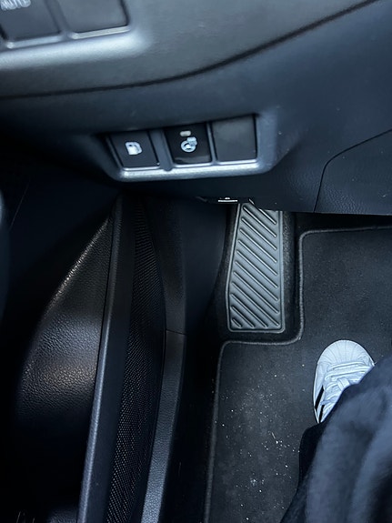Toyota C-HR 15 of 15