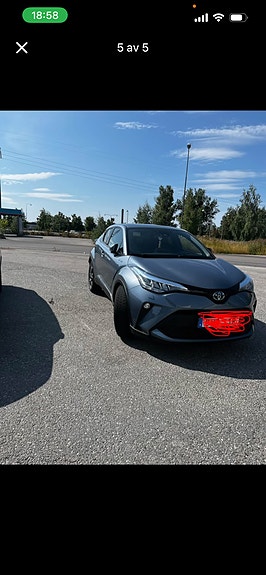 Toyota C-HR 9 of 15