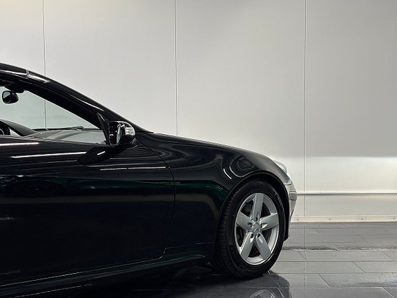 Mercedes-Benz SLK280 11 of 25