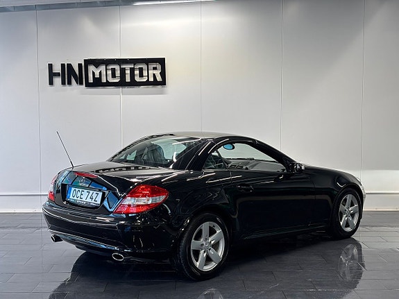 Mercedes-Benz SLK280 8 of 25