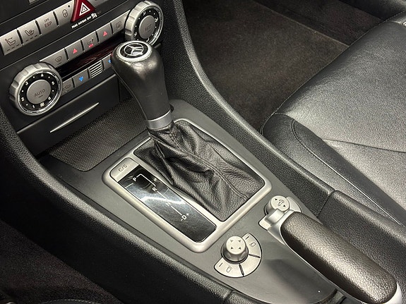 Mercedes-Benz SLK280 20 of 25