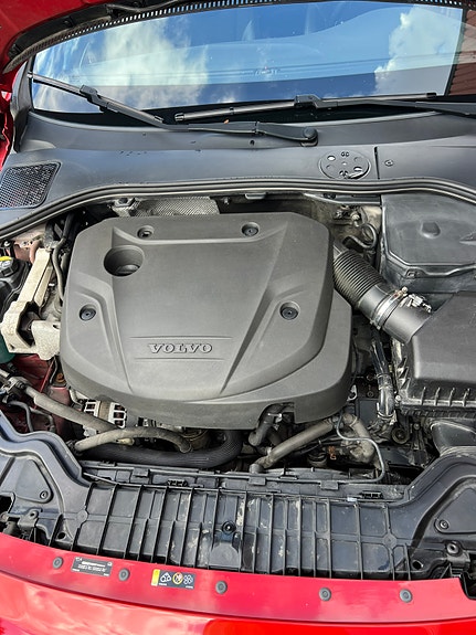 Volvo V60 2 of 11