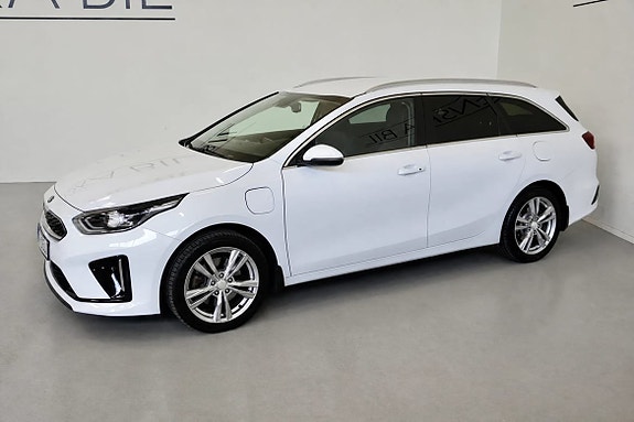 Kia Ceed 3 of 23