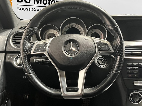 Mercedes-Benz C220 10 of 19