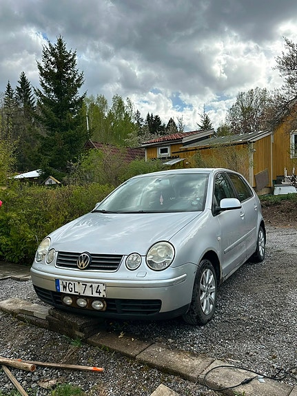Volkswagen Polo 4 of 8