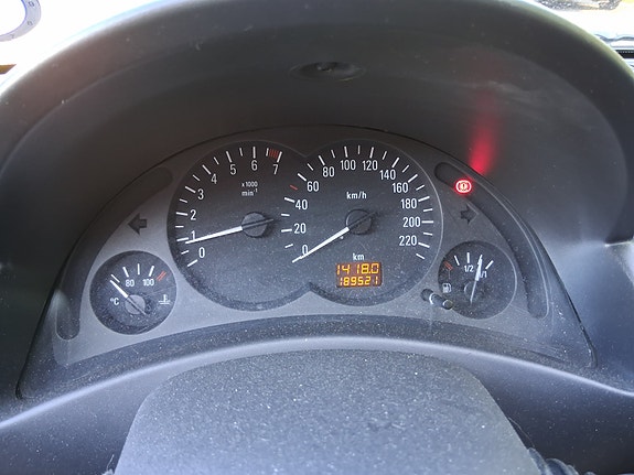 Opel Corsa 3 of 3