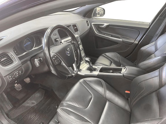 Volvo V60 6 of 11