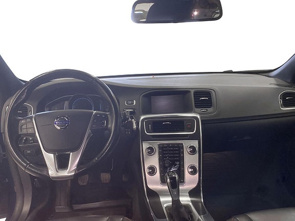 Volvo V60 8 of 11