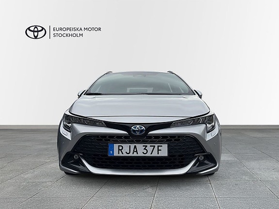 Toyota Corolla 5 of 10