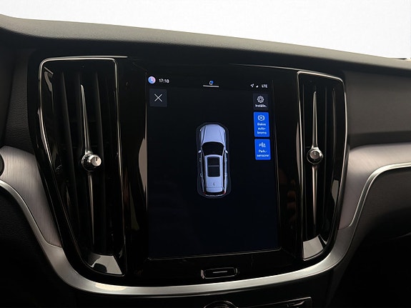 Volvo V60 21 of 30
