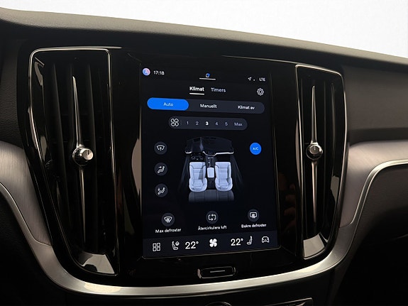 Volvo V60 20 of 30
