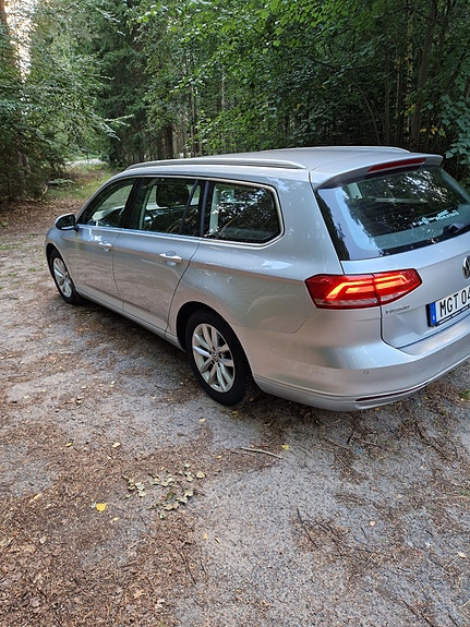 Volkswagen Passat 5 of 17