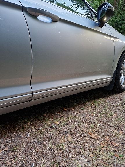 Volkswagen Passat 16 of 17